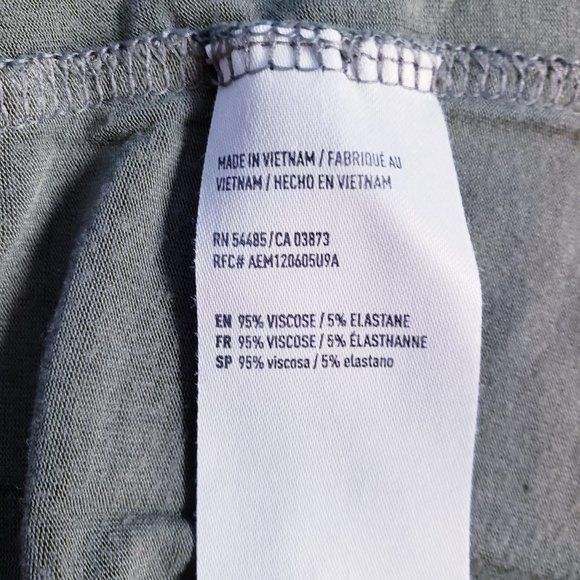 ☀️ 4/$25 … AE Soft and Sexy Tee - Picture 5 of 5